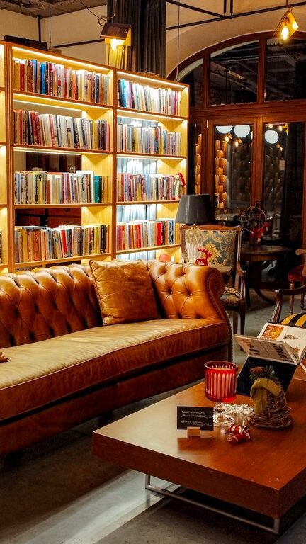 Tips for Creating a Cozy Reading Nook in Any Space